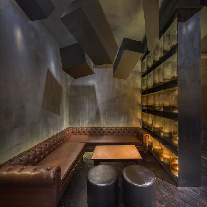 hidden-bar-behind-coke-vending-machine-flask-shanghai-4